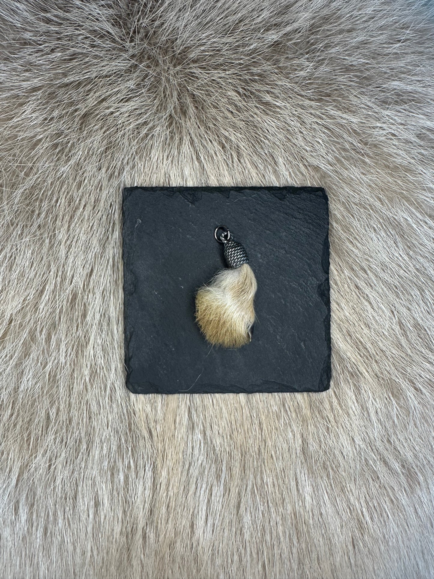 Anhänger Hasenkralle Nr. 4