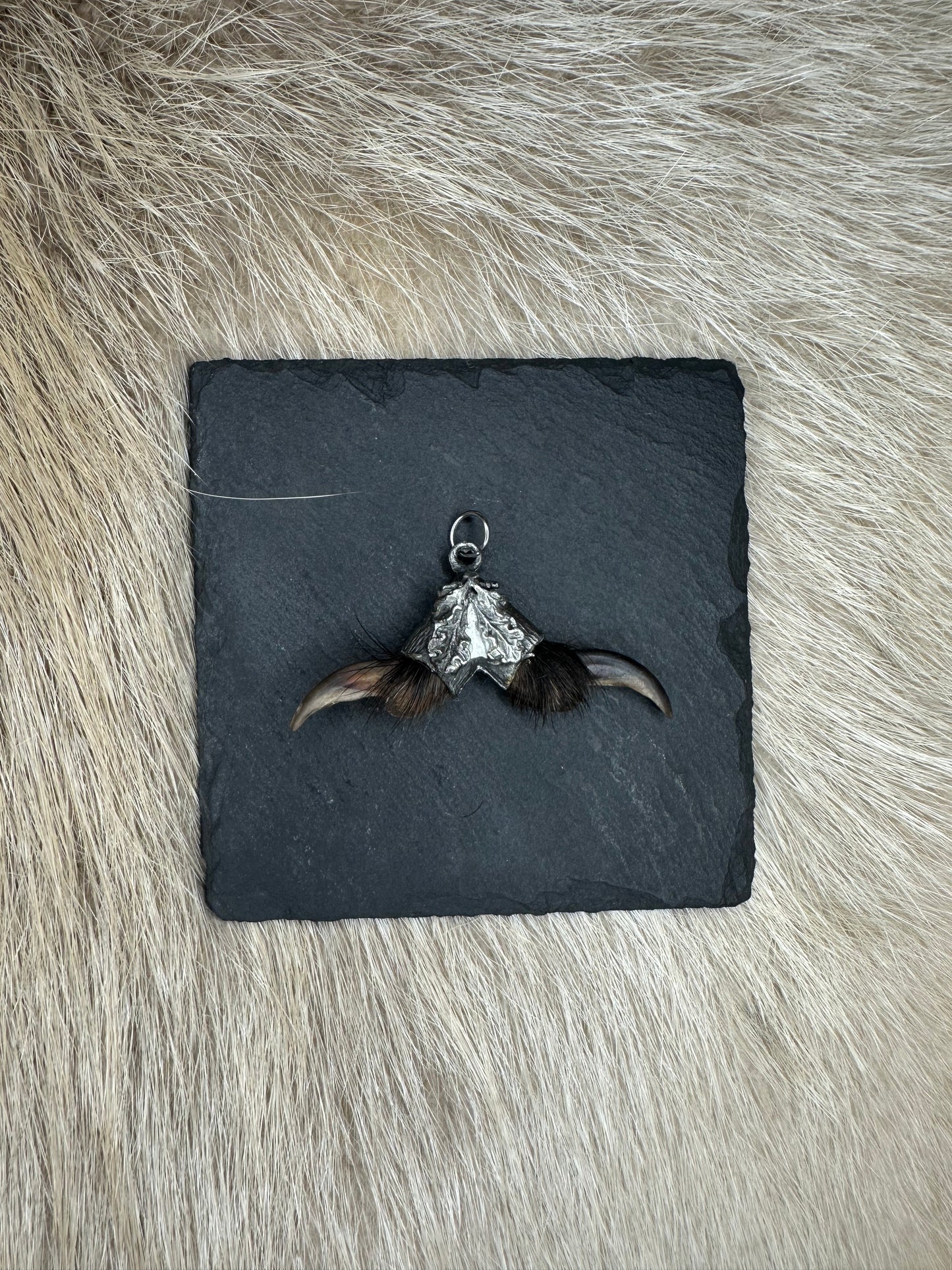 Anhänger Dachskralle doppelt Nr. 11