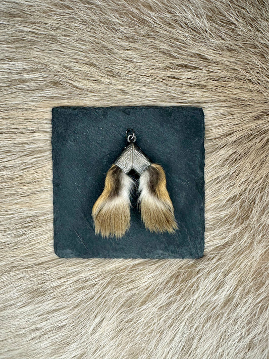 Anhänger Hasenkralle doppelt Nr. 1