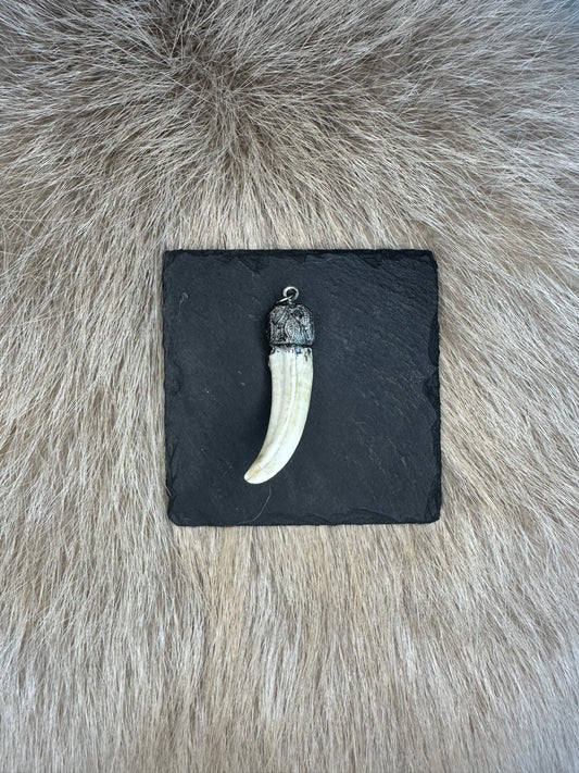 Anhänger Wildschwein Waffe Nr. 1