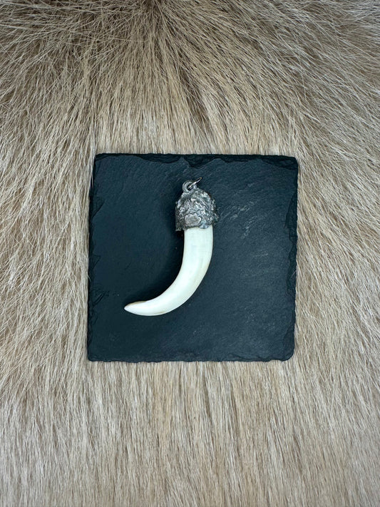 Anhänger Wildschwein Waffe Nr. 8